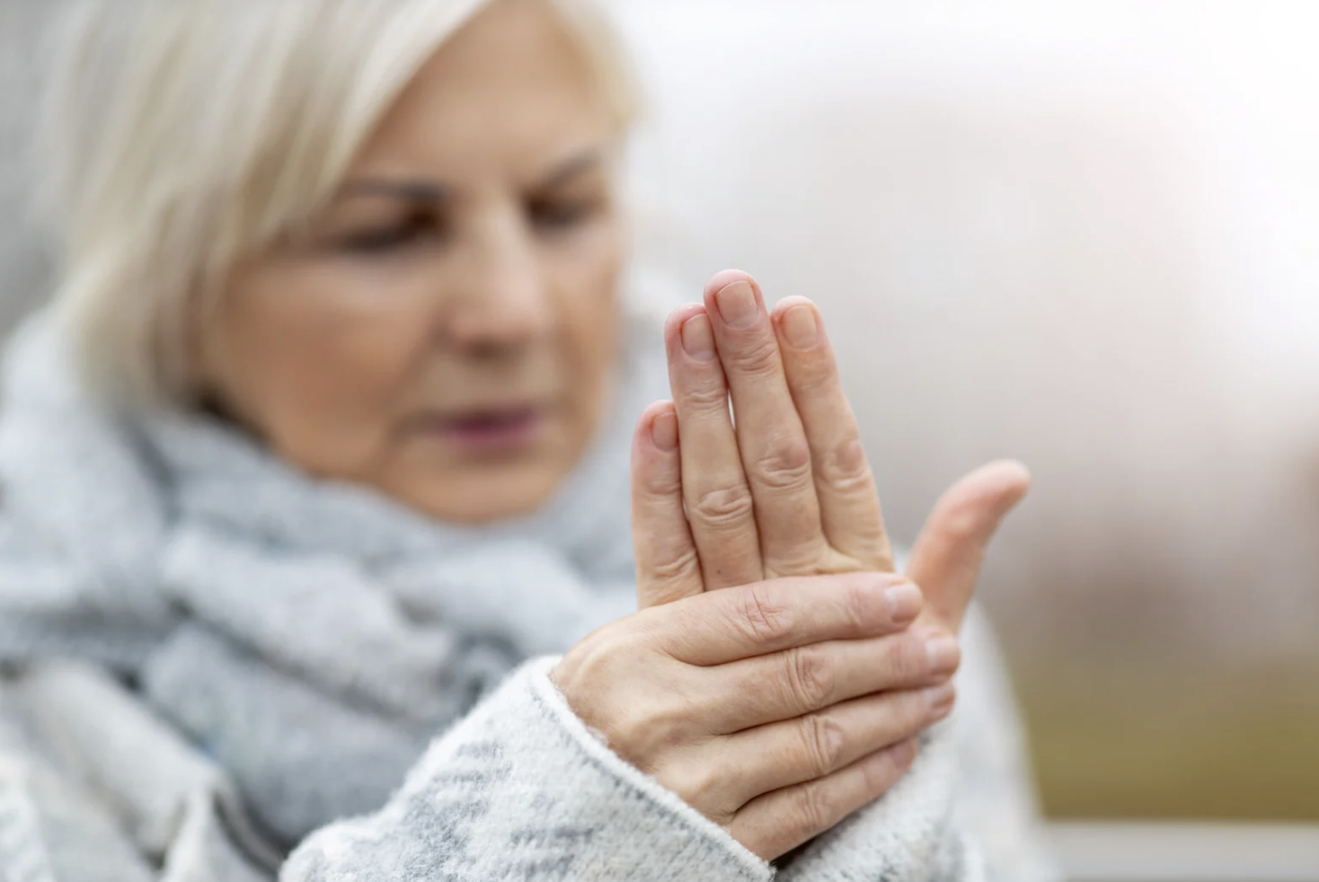 Почему воспаление в суставах зимой сильнее. Как Димексид гель помогает бороться с отеком